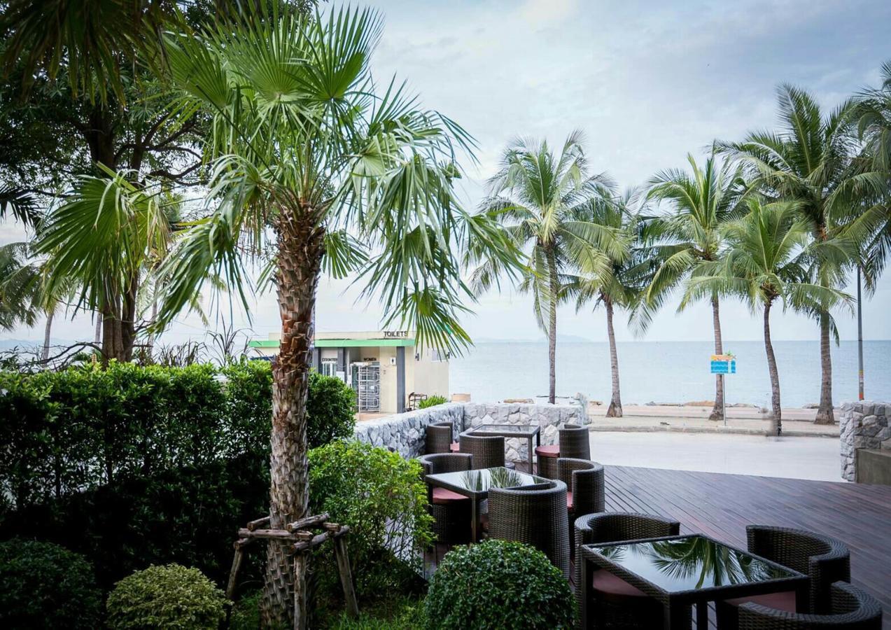 Kalm Bangsaen Hotel Exterior photo